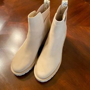 Brand New Huey Bootie Dolce Vita